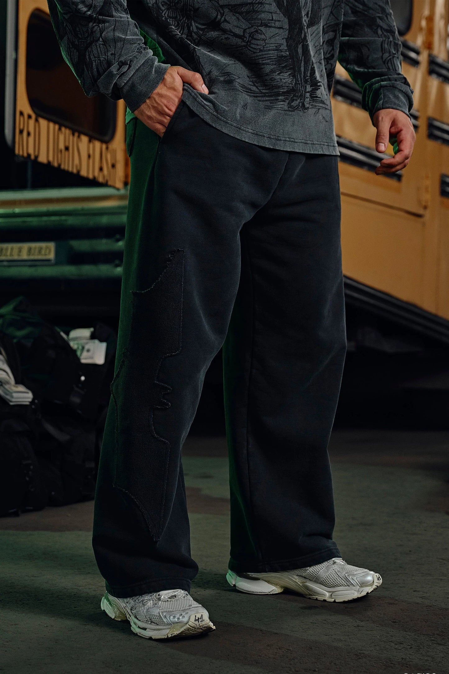 BATMAN STEALTH SWEATS