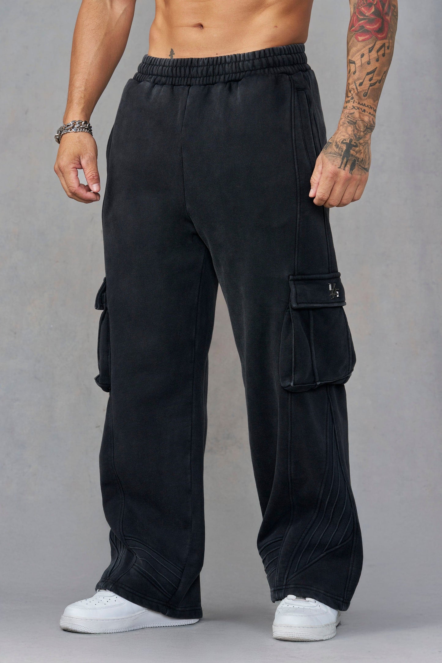 BATMAN ARMORED SWEATS