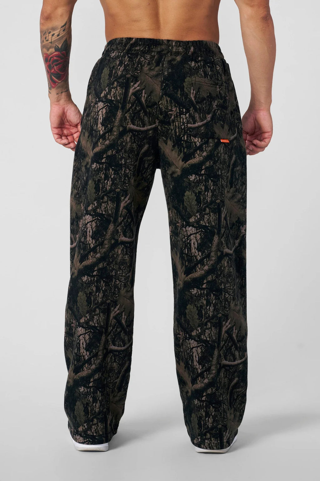 TREE CAMO BAGGY SWEATS