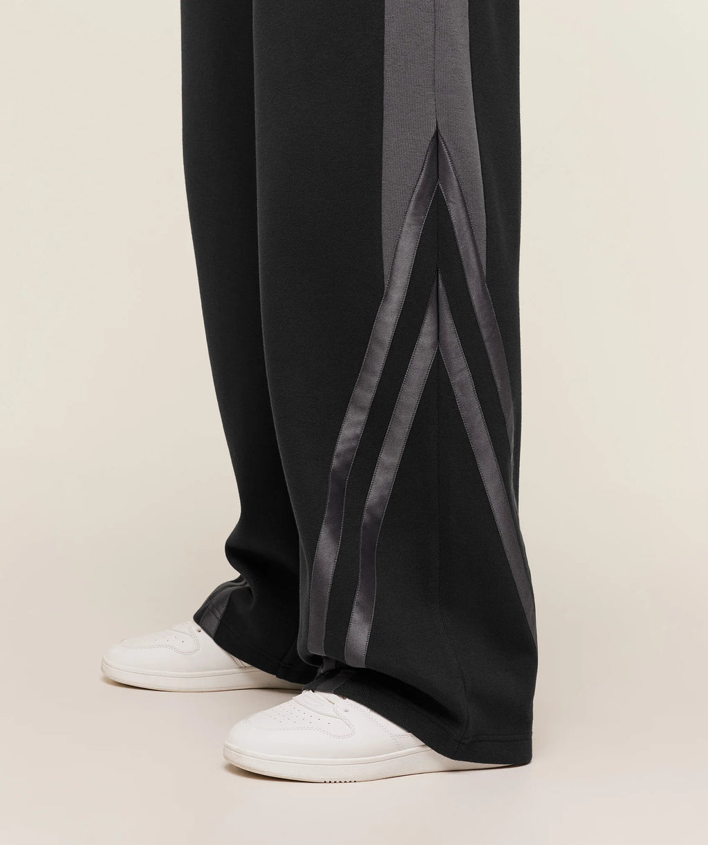 GYMSHARK X CARLOS BELCAST TRACK PANT - GS BLACK