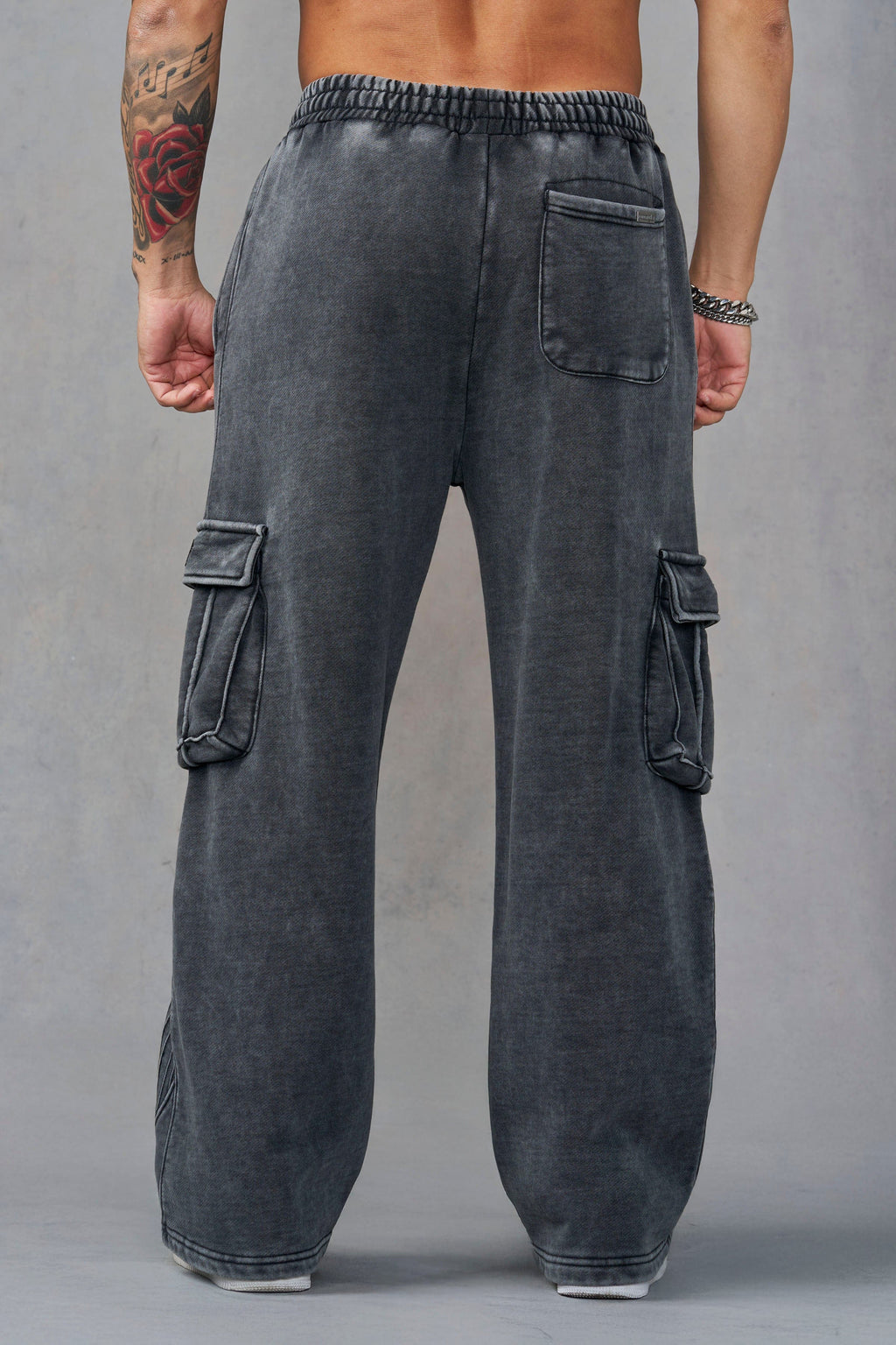BATMAN ARMORED SWEATS