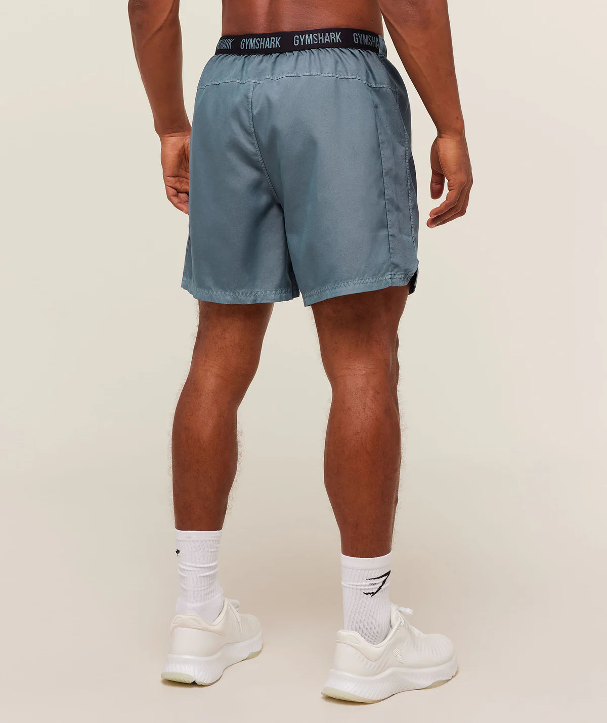 FIT LIGHT 7" SHORTS