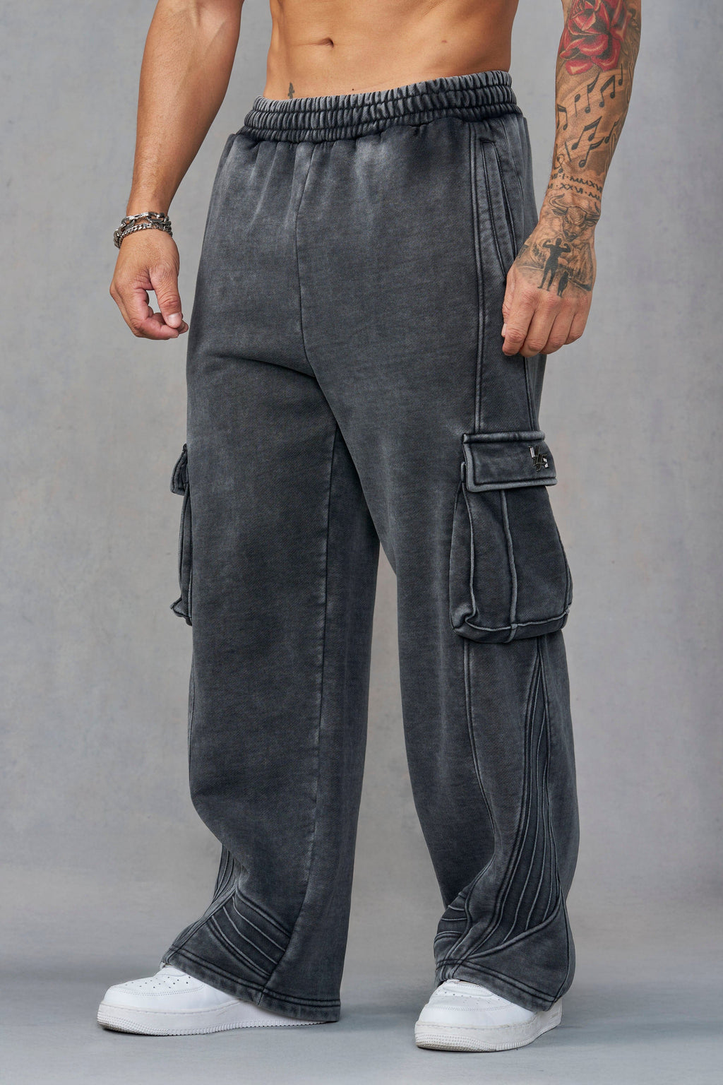 BATMAN ARMORED SWEATS