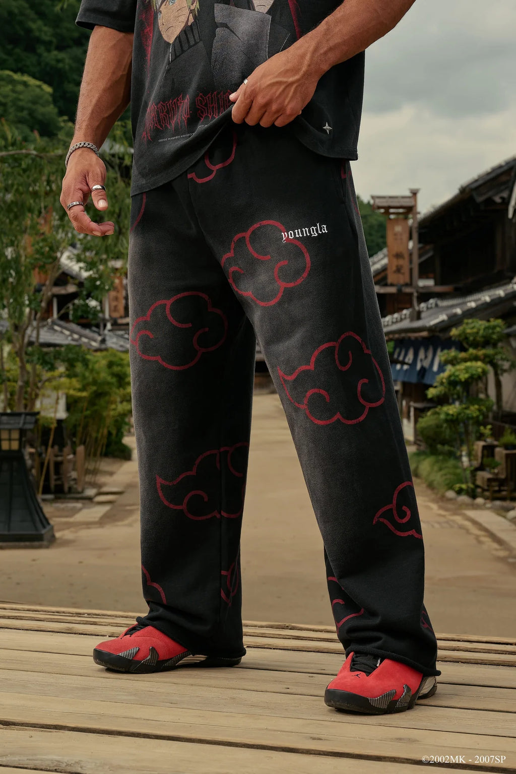 NARUTO ARTWORK SWEATS