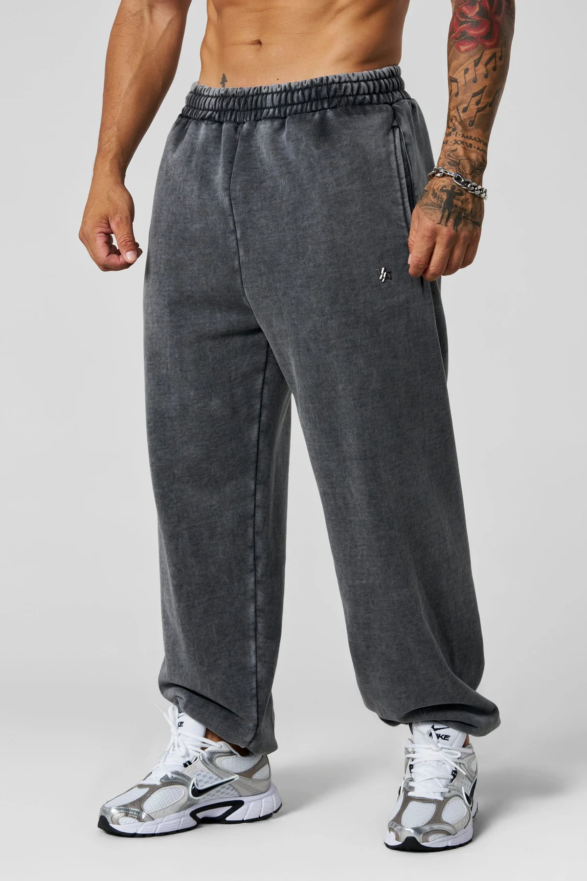 Elevated Essentials - Baggy Joggers