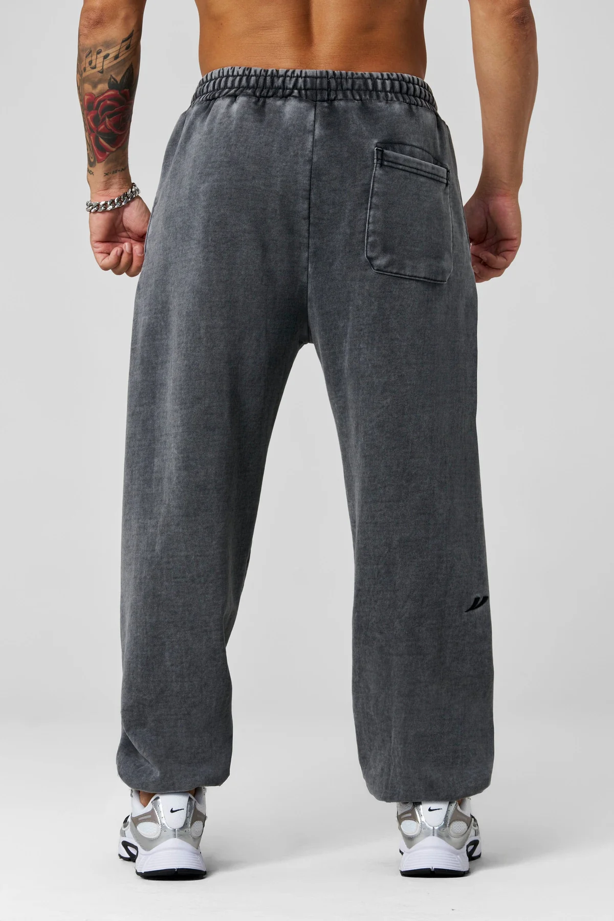 Elevated Essentials - Baggy Joggers